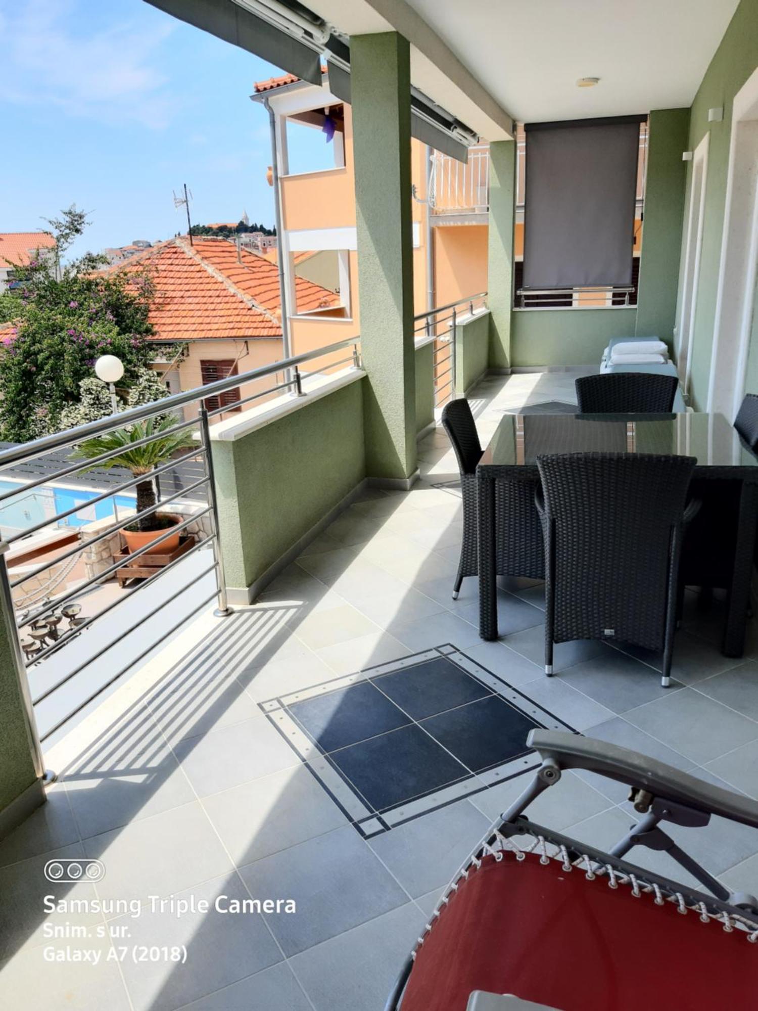-Villa Sjor -Primosten-Apartmani- Has 2 Large Apartments And 2 Smaller Ones -Primosten Lokvice 6 Exterior foto